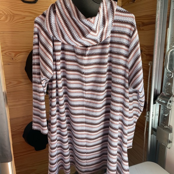Lane Bryant Sweaters - Lane Bryant White and Brown Cowl Neck Sweater